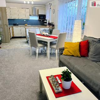 Prodej bytu 3+kk 75 m² Starý Kolín, Na pískách