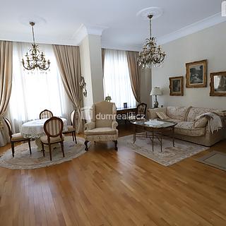 Prodej bytu 2+kk 68 m&sup2; Mariánské Lázně