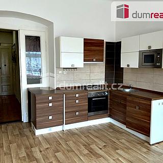 Pronájem bytu 2+1 58 m² Plzeň