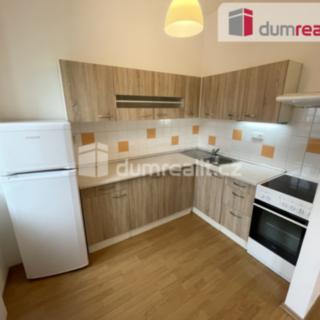 Pronájem bytu 1+kk a garsoniéry 29 m² Praha, Moulíkova