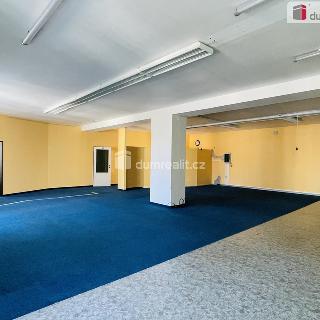 Pronájem kanceláře 180 m² Hodonín, nám. 17. listopadu