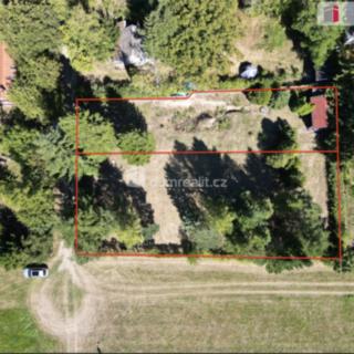 Prodej stavební parcely 1411 m&sup2; Malá Hraštice