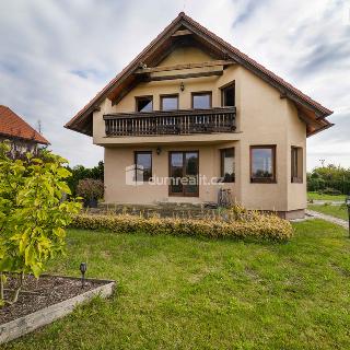 Prodej rodinného domu 120 m² Sloveč, Sloveč