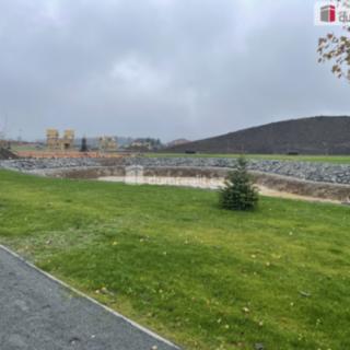 Prodej stavební parcely 1090 m² Trnová