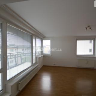 Pronájem bytu 3+kk 86 m² Praha
