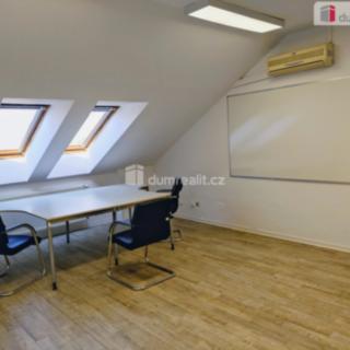 Pronájem kanceláře 48 m² Praha