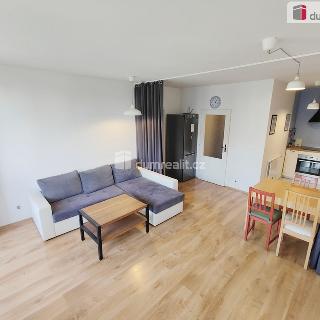 Pronájem bytu 2+kk 53 m² Praha, U kříže