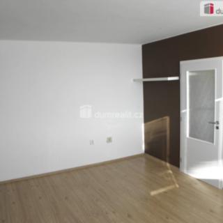 Pronájem bytu 1+1 32 m² Kolín II, V Břízách