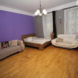 Prodej bytu 3+kk 78 m² Karlovy Vary, Ondřejská