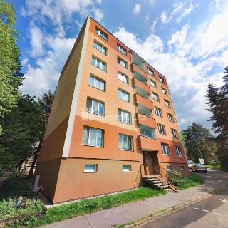 Prodej bytu 2+1 54 m² Karlovy Vary, Jahodová