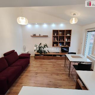 Prodej bytu 2+kk 64 m² Praha, Kovářská