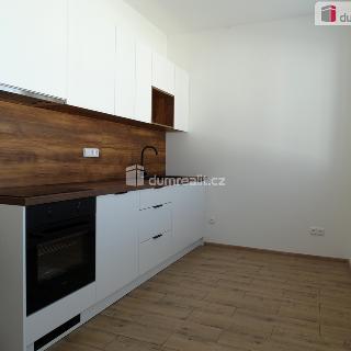 Pronájem bytu 1+kk a garsoniéry 41 m² Veselí nad Moravou, Svatoplukova