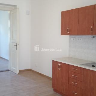 Pronájem bytu 2+kk 48 m² Praha, Francouzská