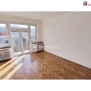 Pronájem bytu 2+1 51 m² Praha, Mošnova