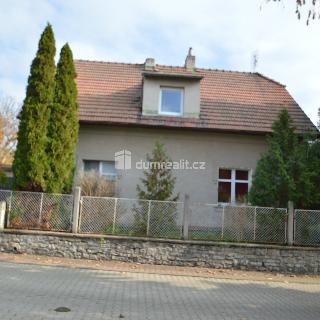 Prodej rodinného domu 320 m² Praha, Lochkov