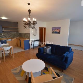 Pronájem bytu 2+kk 55 m² Praha, Libeň