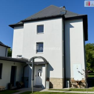 Prodej bytu 3+kk 80 m² Mariánské Lázně