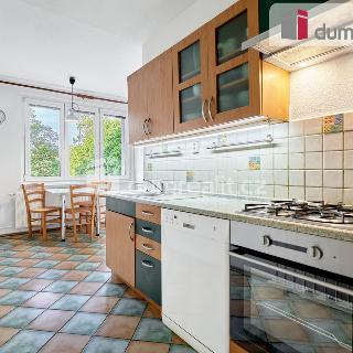 Prodej bytu 3+1 84 m² Karlovy Vary, Rybáře