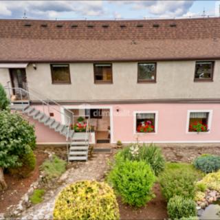 Prodej rodinného domu 921 m² Dalovice