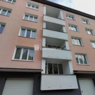 Pronájem bytu 2+1 60 m² Karlovy Vary Drahovice, Maďarská