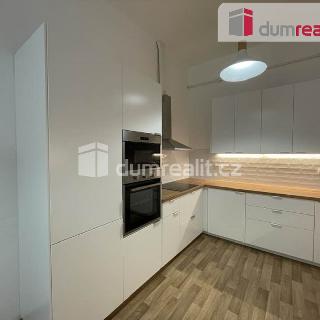 Pronájem bytu 3+1 120 m² Praha, Jungmannova