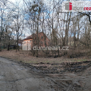 Prodej stavební parcely 1 475 m² Spytihněv, 