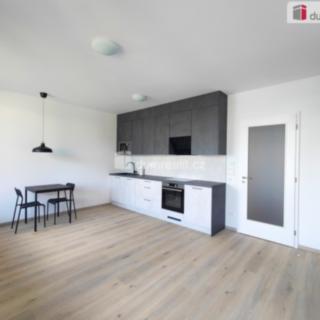 Pronájem bytu 1+kk, garsoniery 39 m² Praha