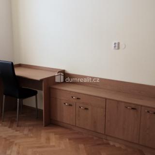 Pronájem bytu 2+1 53 m² Mikulov, Husova