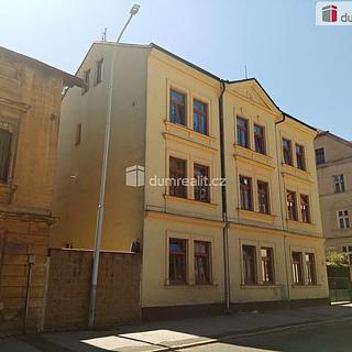 Prodej rodinného domu 390 m&sup2; Děčín