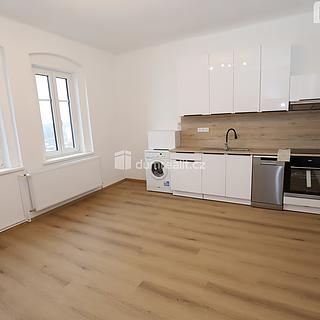 Pronájem bytu 2+kk 48 m&sup2; Františkovy Lázně
