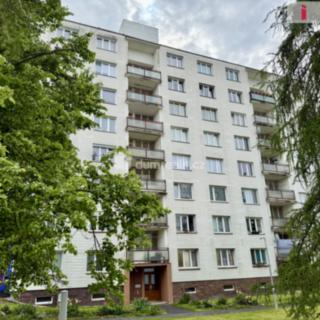 Prodej bytu 2+1 65 m² Planá, Fučíkova