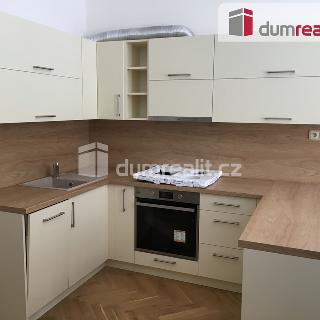 Pronájem bytu 2+kk 57 m² Praha