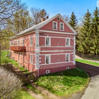 Prodej rodinného domu 14973 m² Bochov