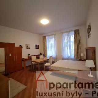 Prodej bytu 5+1 a více 177 m² Praha