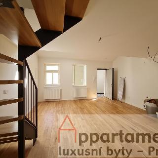 Prodej bytu 4+kk 63 m² Praha, Plzeňská