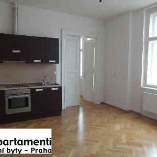 Prodej bytu 2+kk 45 m² Praha, Řeznická