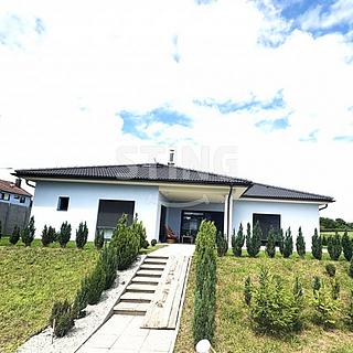 Prodej rodinného domu 160 m² Lišov