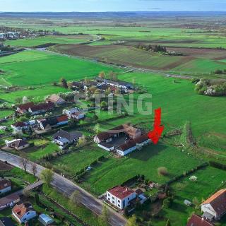 Prodej stavební parcely 4 357 m² Horní Ředice