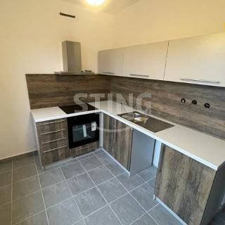 Pronájem bytu 3+1 66 m² Třinec, Pod břehem