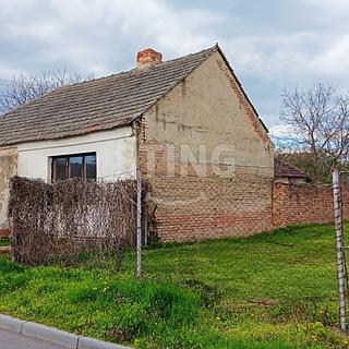 Prodej rodinného domu 90 m&sup2; Šanov