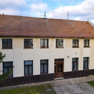 Prodej hotelu a penzionu 425 m² Prostějov, Domamyslická