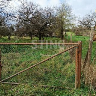 Prodej stavební parcely 894 m² Modřice