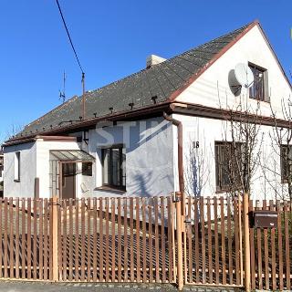 Pronájem rodinného domu 140 m² Opava, Lomená