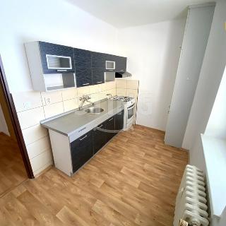 Pronájem bytu 1+1 31 m² Opava, Na Pastvisku