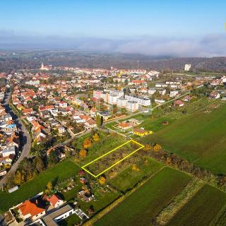 Prodej stavební parcely 1 482 m² Moravský Krumlov