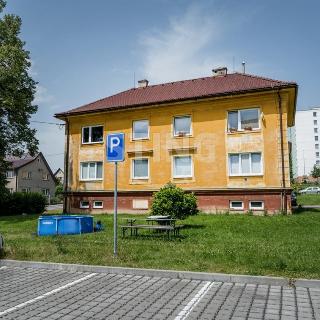 Pronájem bytu 3+kk 74 m² Zubří, Sídlištní