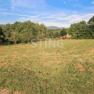 Prodej stavební parcely 1 552 m² Raškovice