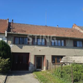 Prodej rodinného domu 270 m&sup2; Čelčice