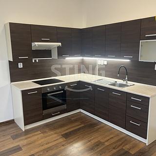 Pronájem bytu 2+kk 52 m&sup2; Opava