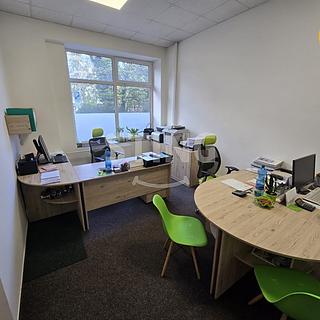 Pronájem kanceláře 25 m&sup2; Třinec